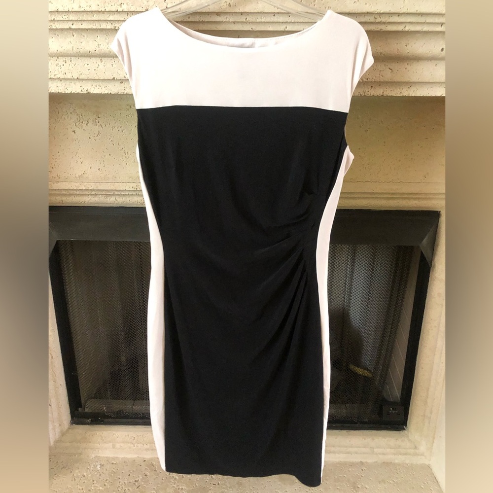 🖤CHAPS Sleeveless Colorblock Black & Off White Ruched Sheath Career Dress - Picture 4 of 14